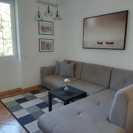 Apartman Elena Dedinje Belgrad Exterior foto