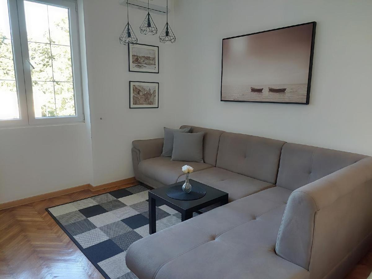 Elena Dedinje Apartament Belgrad